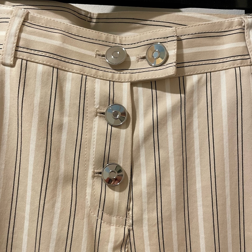 Jeans - Picture 3 of 6